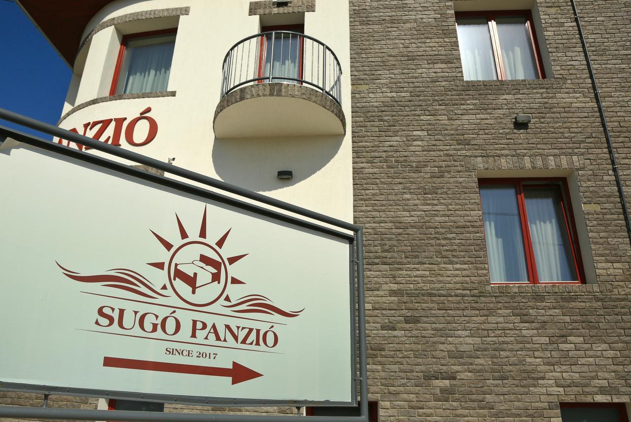 包姚Sugo Panzio住宿加早餐旅馆 外观 照片